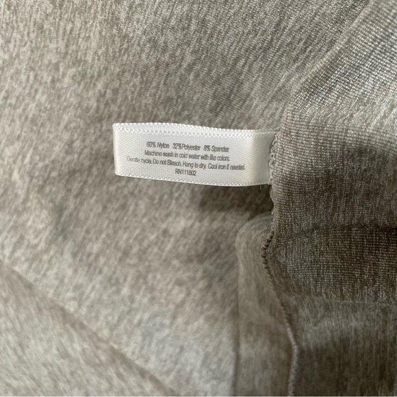 Suzette Tanktop with Strappy detailed back - Picture 4 of 4